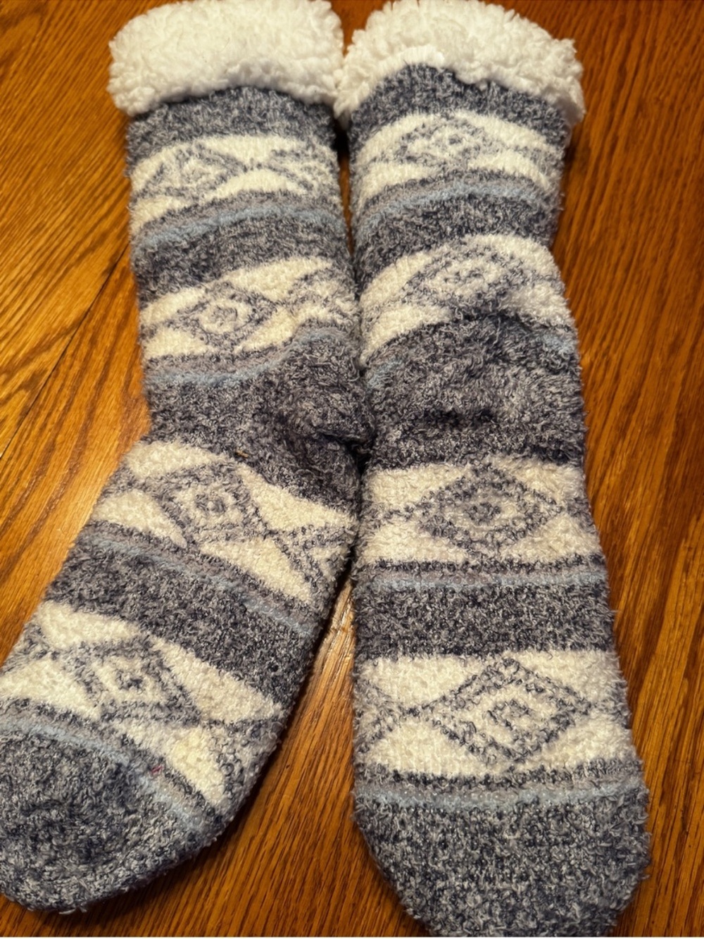 Cozy Navy Heart Gripper Slipper Socks with Pink Accents
